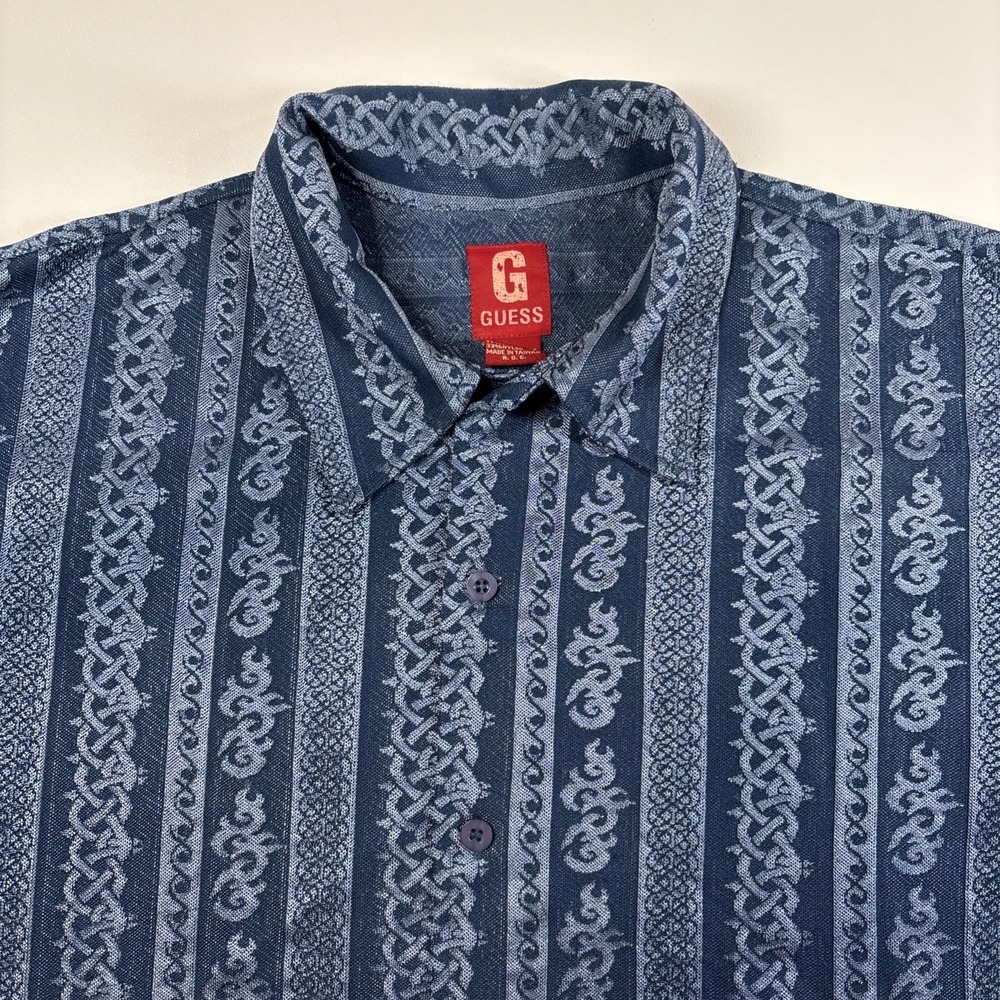 Y2K Guess Textured Shirt‎ All Over Print Button Down Shirt Sz L Blue Millennial